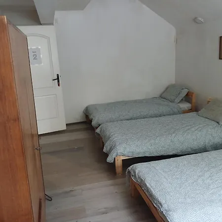 Shambala Хостел *