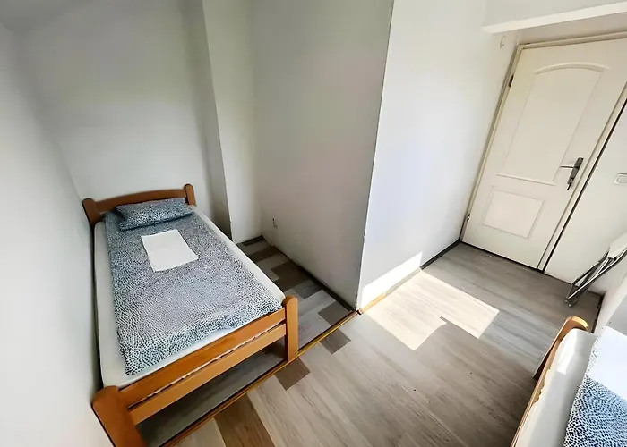 Shambala Хостел